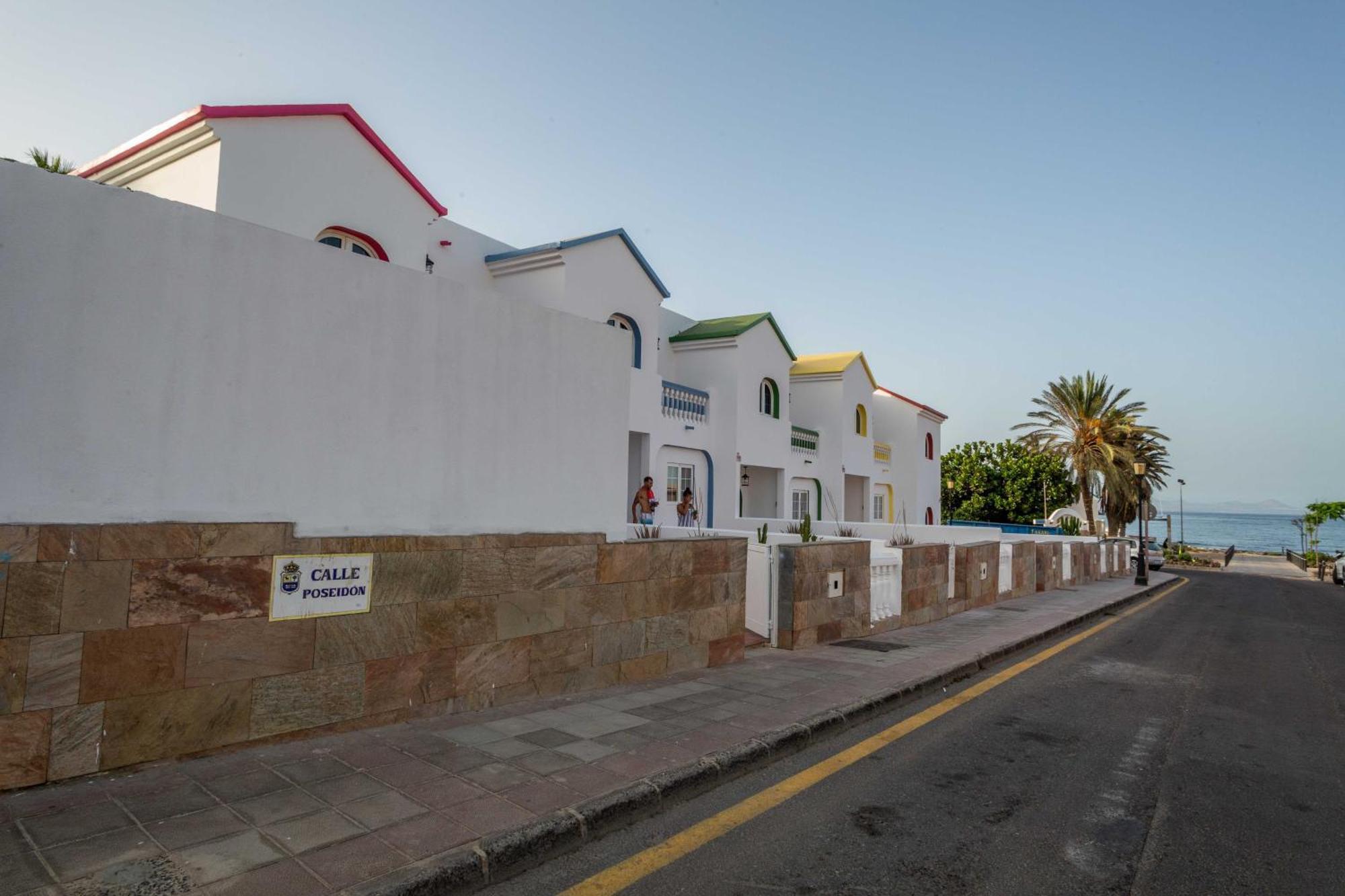 Galera Beach Boutique Art Villas With Private Pools, Free Wifi & Bbq, Corralejo By Amazzzing Travel Szoba fotó